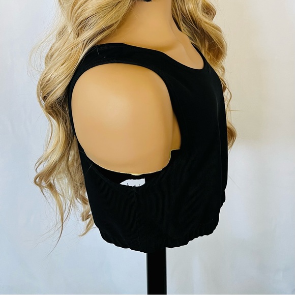 Very Pretty 24” Ombre Honey Blonde Premium Fiber Wig / Daily Wear or Events - Picture 6 of 13